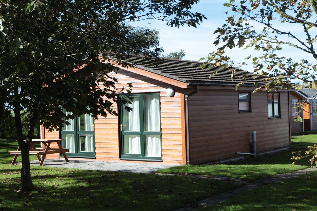 Atlantic Bays Holiday Park Saint Ervan ภายนอก รูปภาพ